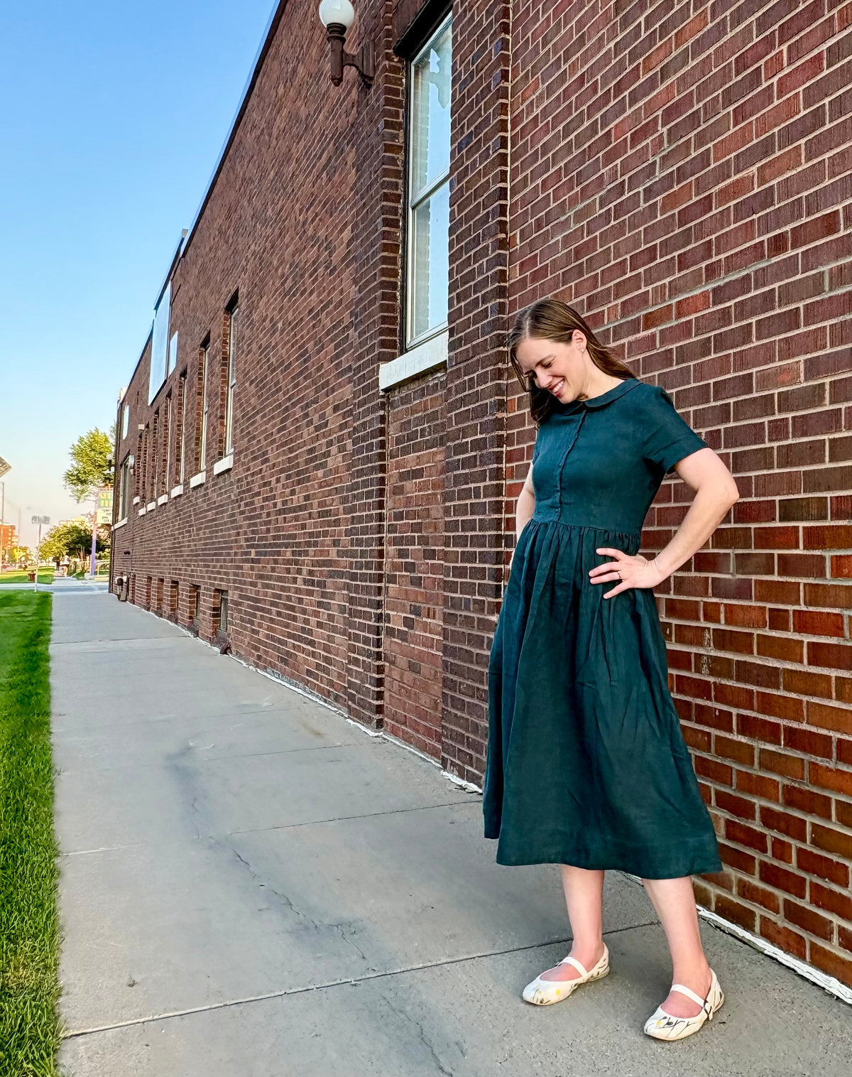 Lisette — Forest Green Linen Midi Dress