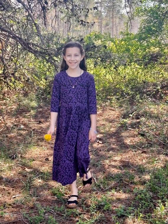 Tween's Quiet Crown Dress